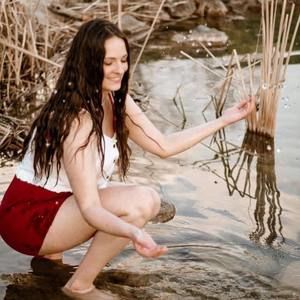 Meet your Posher, Carey